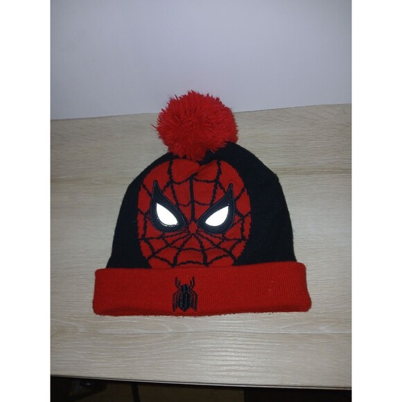 Marvel Spiderman Beanie Far From Home Hat Pom Pom Reflective Eyes OSFM 9×9 - Picture 1 of 12